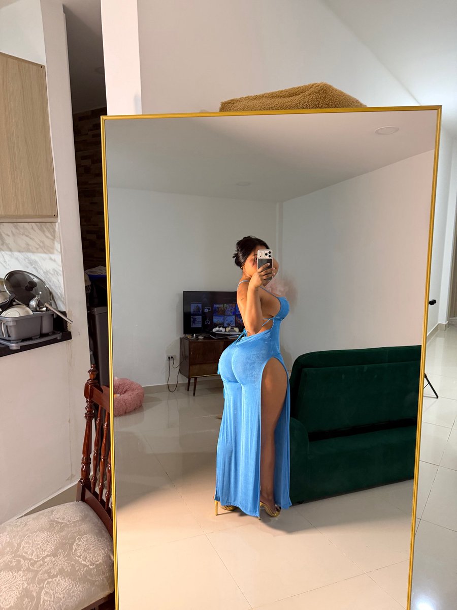 Angellasox's tweet photo. Front or back? https://t.co/nymvUMN9Fo