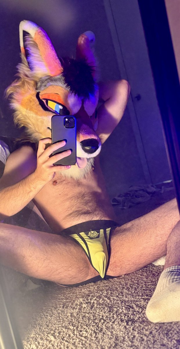 DusTypical's tweet photo. Happy jocktober 🎃

(Friends and followers, I’ll be posting the lewd stuff on @EvilCoyoteAD from now on) https://t.co/kO5bagVkUS