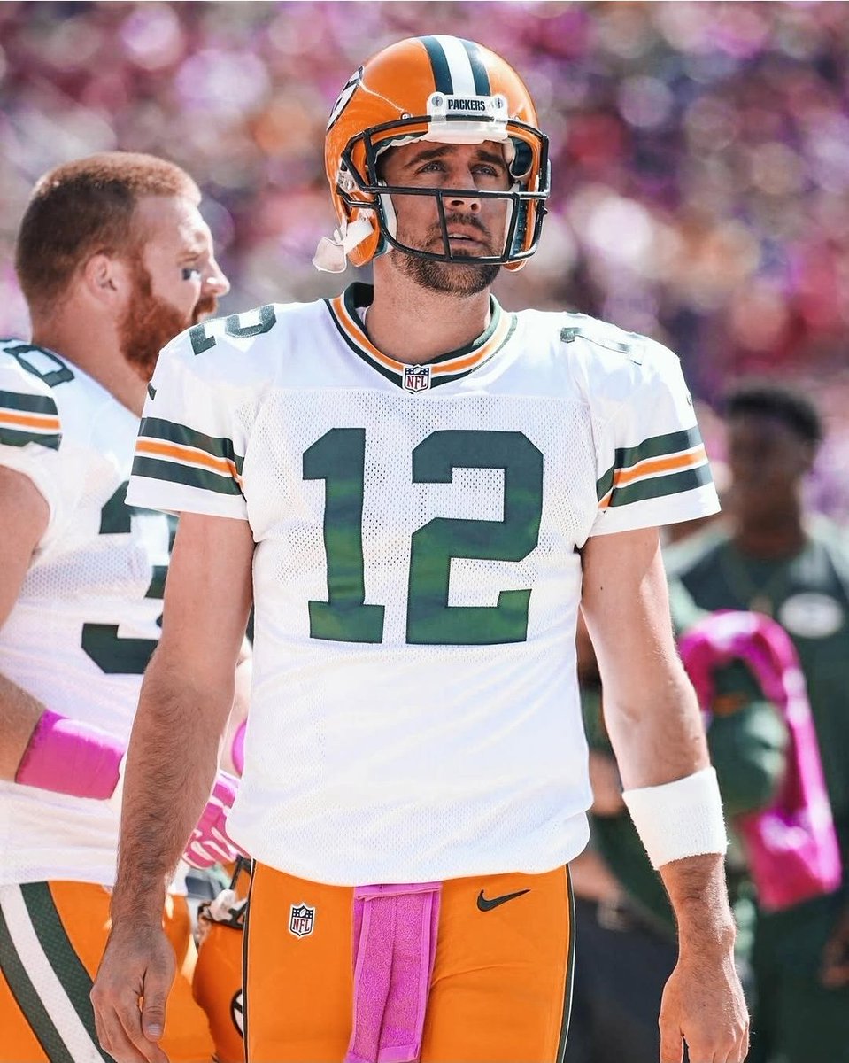 Easton__Butler's tweet photo. Is it time to bring back Pink October in the NFL? https://t.co/SkVFK6f6An
