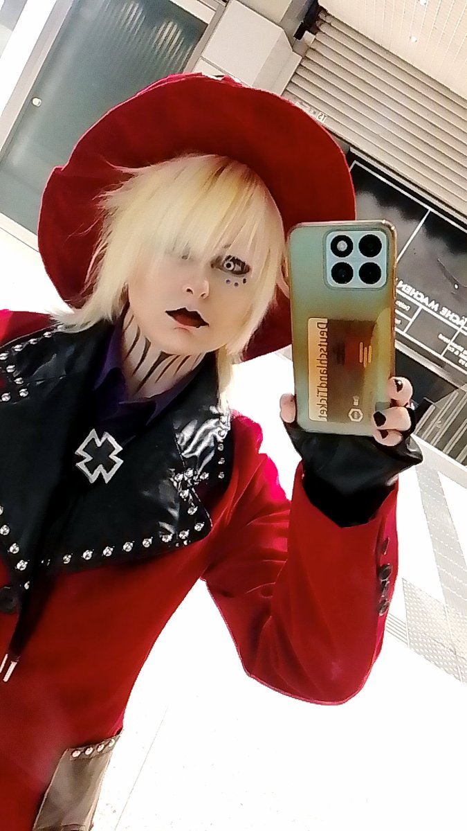 Chara_lv20's tweet photo. RUKIさんのコスプレ 🖤❤️
大好きな衣装を自分なりに再現しました。
ずっと憧れの存在です。

#theGazettE #RUKI #コスプレ #V系 #ヴィジュアル系 https://t.co/pYLpyAeI1y