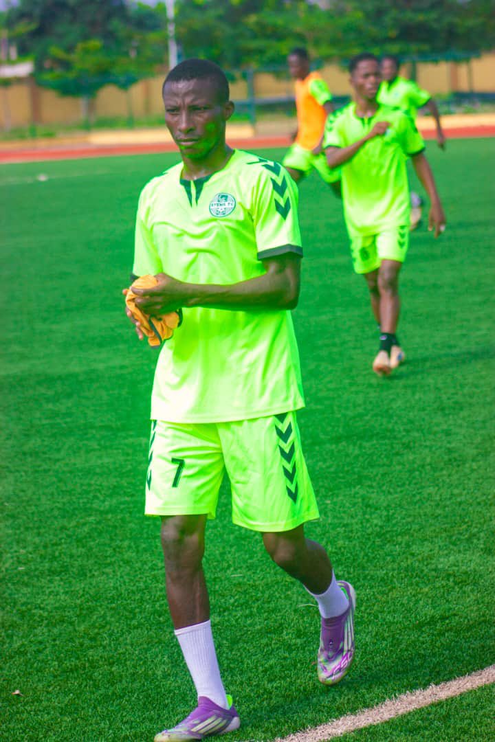 ZicoJr141's tweet photo. Alhamdulilahi 🙏🏾❤️.. Debut Match.. Debut Goal ⚽️… https://t.co/HCAUf4OFcn