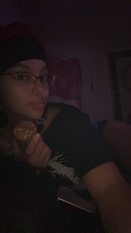 Arianasth2p8's tweet photo. Bored and horny tonight🥵😩 #littlerockfreaks #Irfreaks #arkansasfreaks #501freaks #501meets
#Arkanasas https://t.co/RzbSFc4Zqm
