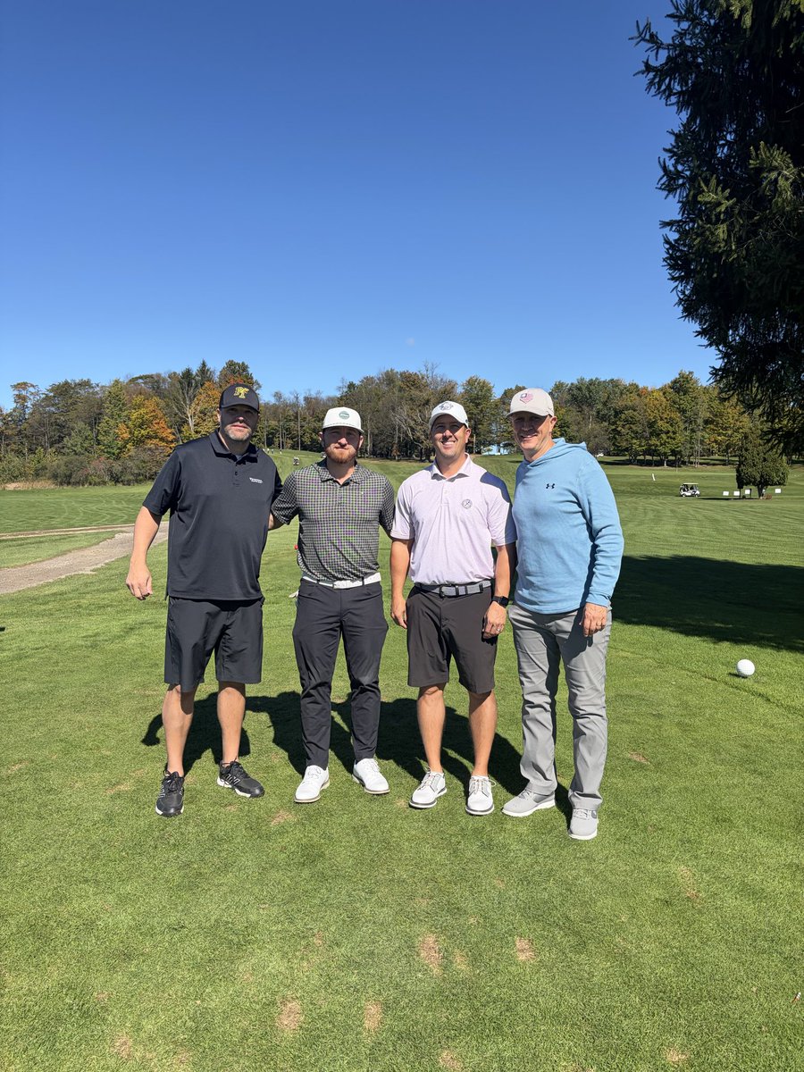 BehrendBaseball's tweet photo. A beautiful day with teammates. #psb4life https://t.co/KUNAbc1TW0