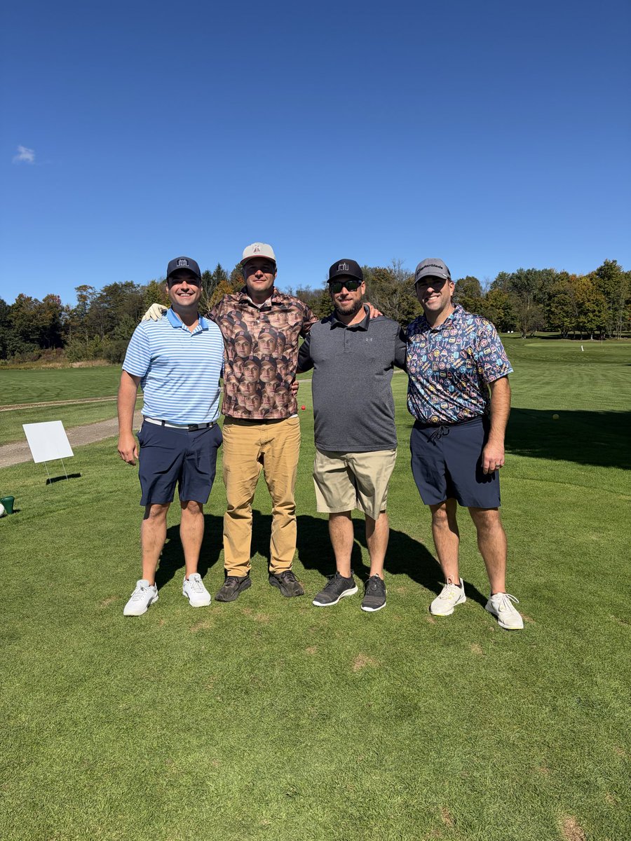BehrendBaseball's tweet photo. A beautiful day with teammates. #psb4life https://t.co/KUNAbc1TW0
