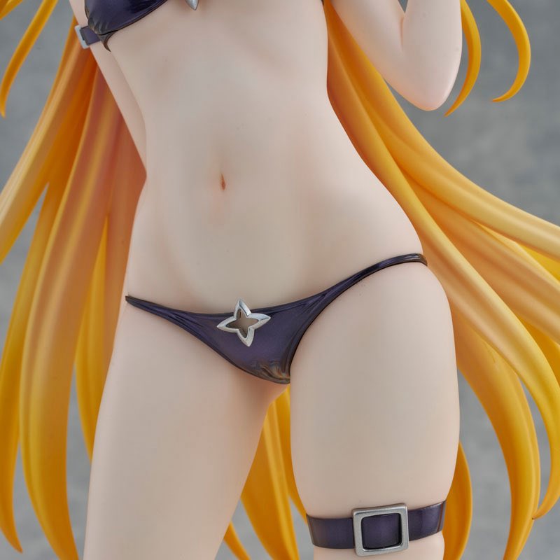 kumoraly's tweet photo. 最近バタバタしてフィギュアと向き合えてないです。
落ち着いて何か開封したいです

そういえばHなやつ、あっHAPPYなやつ届きました📕
もちろんモモ特典です🍑
可愛い😍

気が早いですが来月は1/4ヤミちゃんですな💘
4枚目画像下の水着の隙間…とても良き。分かってくれる人居るかなぁ https://t.co/sHIJzFOLCU
