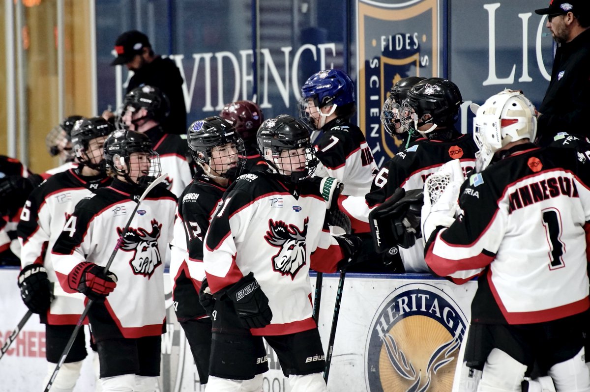 YouthHockeyHub's tweet photo. HP14 Playoffs 
Boys Tier I Semifinals 

FINAL: Shattuck-St. Mary's 7, Moose 1 

SSM: Clark (2), Maruk (2), Talapila, Zuccaro, Graves 
MOOSE: Bogut 

Moose hang with SSM for a period, then Sabres put three on the board in P2 and P3 for victory https://t.co/pjm7vg3D0k