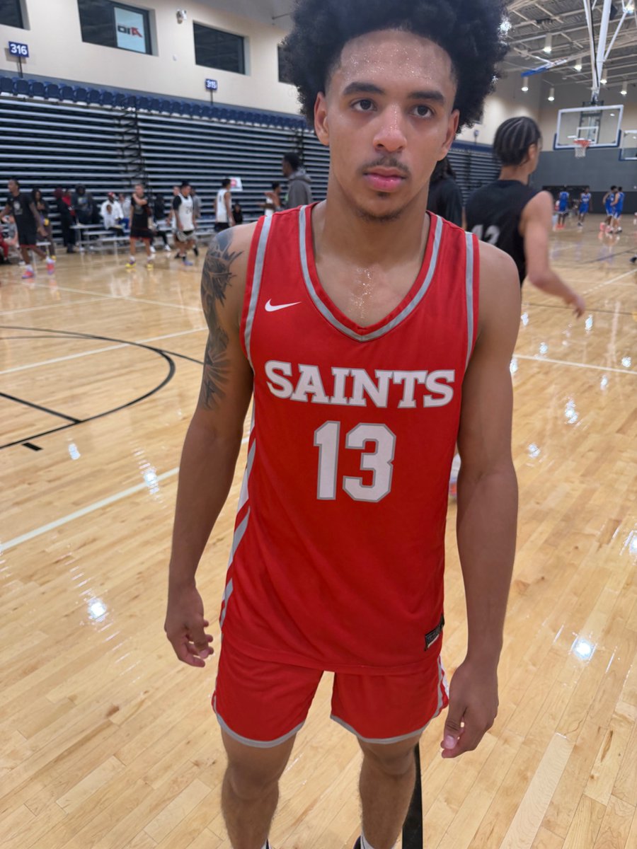 theCBGLive's tweet photo. St. Christopher’s Damari Smith had a complete game today in their first game here at the JUCO Prep Showdown.
#CBG #RunIt https://t.co/g1Nm7UcN8a
