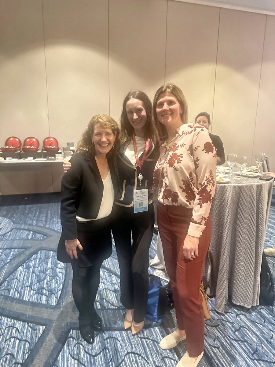 janeehret33's tweet photo. So grateful for mentors who not only lead in the field, but make space for the next generation of women to lead too. ❤️
@RosovskyRachel @FMaeWestMD
#PERT2026 #WomenLeaders @PERTConsortium https://t.co/GSUOoM4tAU
