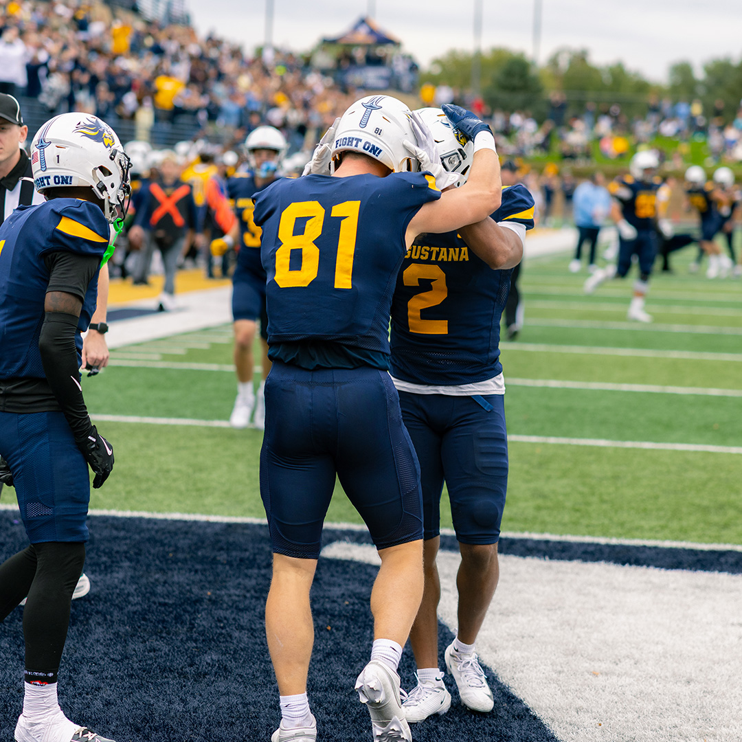 GoAugie's tweet photo. The key stays home 🔑😤

🗞️ » https://t.co/pdoEkQdU06

#BeTheRock ⚔️ #BuildingChampions https://t.co/ljnnqjRn5r