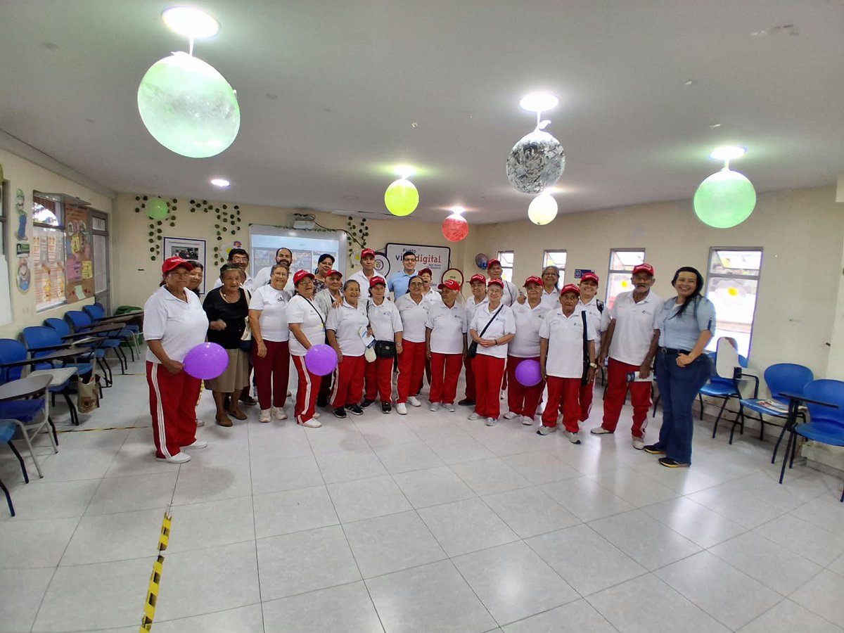SecGobCundi's tweet photo. #Destacado||🏅En San Juan de Rioseco desarrollamos una jornada de prevención de las violencias dirigida a personas mayores, fortaleciendo sus competencias psicosociales, el reconocimiento de sus derechos y las rutas de atención. 🤝 https://t.co/ZoyfANWQ1k
