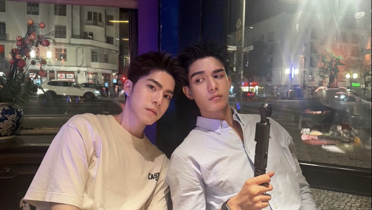 Linlin_Zhy's tweet photo. You two are like a perfect couple, I'm waiting for your vlog from Berlin🫶🏻🥹

LOVE UPON A TIME IN BERLIN
#NetJJ_FMinBerlin
#NetJJ https://t.co/UWRGsW1bri