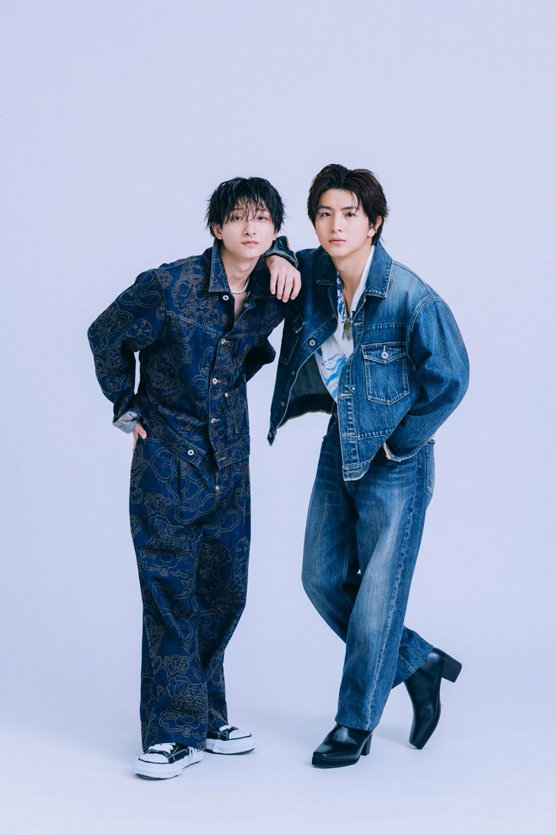 modelpress's tweet photo. ／
BUDDiiS高尾楓弥 1st写真集決定
2027年2月2日(火)発売📖
＼

肉体美カット＆大人な暗髪カット…
発売記念イベントも🗓️
https://t.co/5HUIQIMOqJ

「この3人に語らせると“高尾楓弥”ができ上がる」と本人が豪語する親友・柏木悠(超特急)/ダンスの恩師・ACHI/兄・高尾颯斗(ONE N’ ONLY)との対談も✨ https://t.co/xZmWh3kSJ8