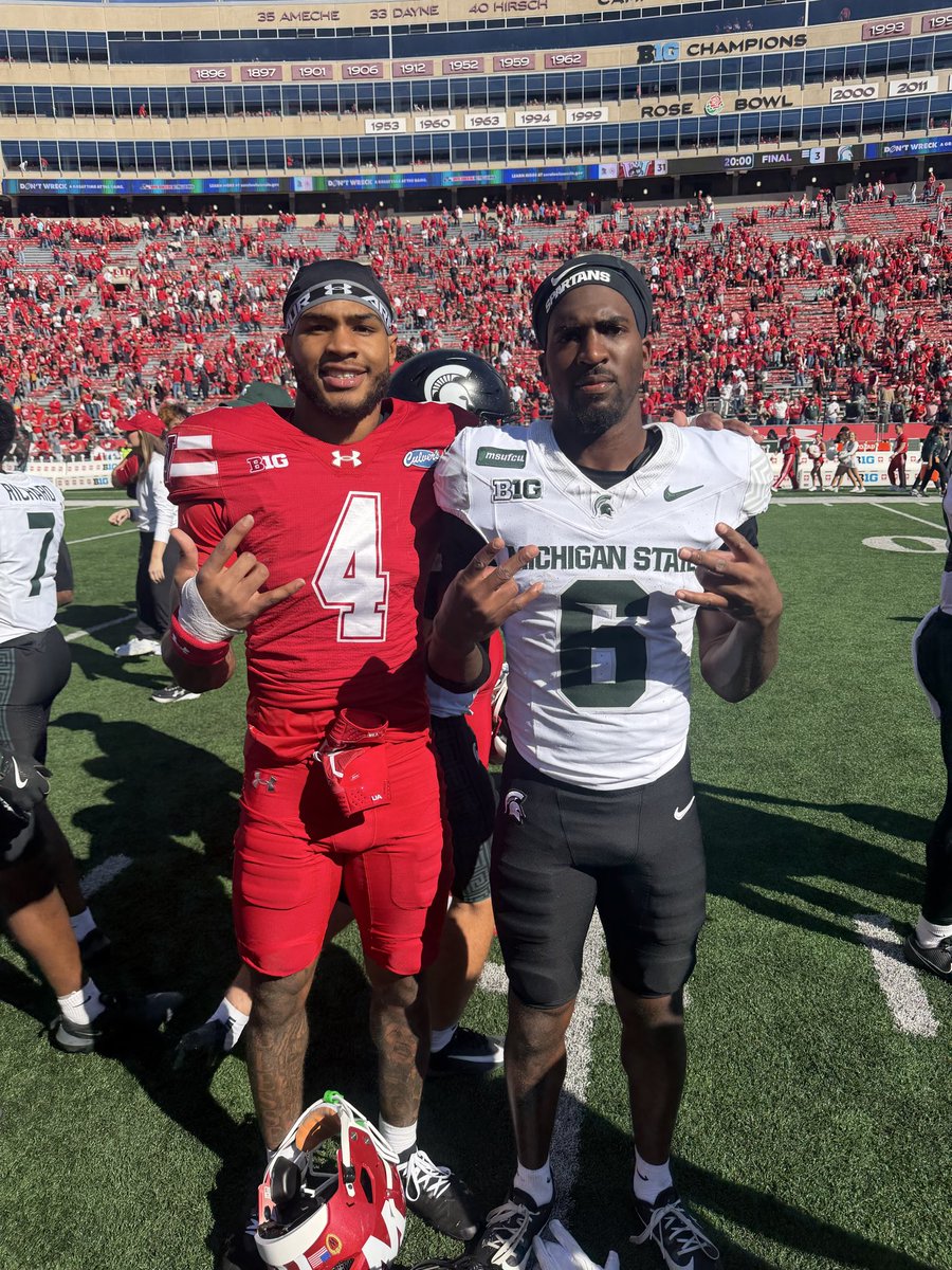 RitterPrep's tweet photo. #WeAreCR #CRCPFootball #ThePride
@marvinburks7 @FredrickMoore6_ 
@BadgerFootball @MSU_Football https://t.co/2IiEWsGknq