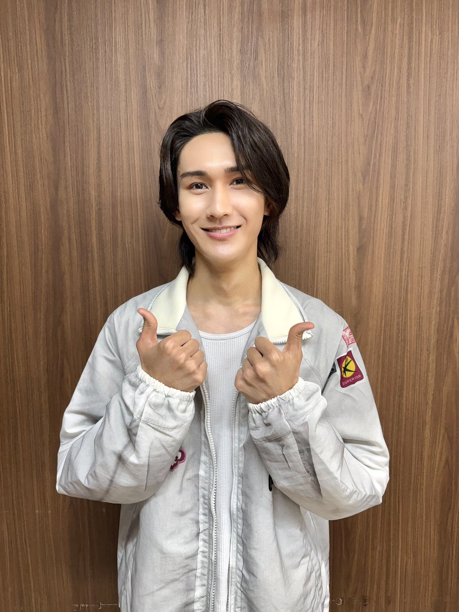 jr_official_X's tweet photo. 【 🎪Theater 】

#大内リオン 出演
ミュージカル『 IRON MASK -三銃士 最終章- 』
が上演決定⚔️

2027年5月より東京・名古屋・大阪で上演予定です🗓️

🔽 詳細は公式サイトをご覧ください🪄
https://t.co/VMkzferKyv https://t.co/vY046LC28E