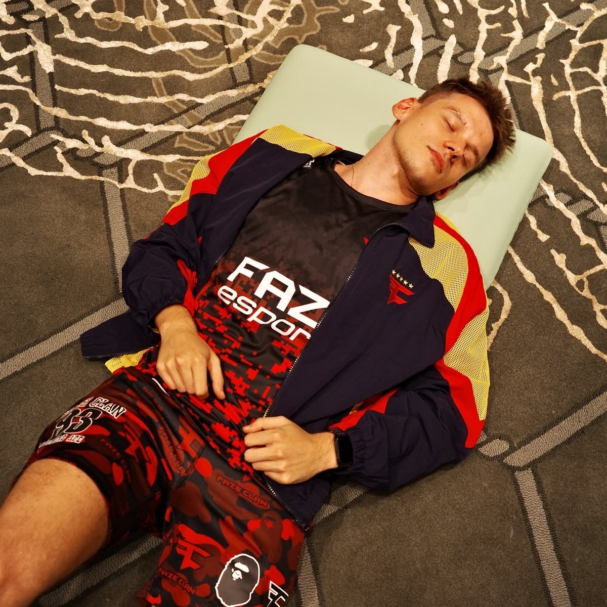 KairoR6S's tweet photo. Got to co-cast my first Siege game yesterday! Huge thanks to the @OFFSEASONR6 independent casters for letting me co-cast For Fun Academy vs. Outkastz.

I’ve always watched @INTERRO cast and never thought I could do it myself. Definitely opened up a new path for me. ❤️ https://t.co/Z8NxL2idnU