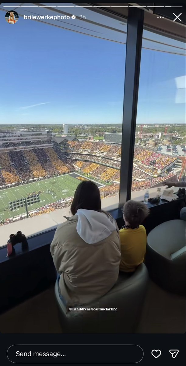 huntersdpt's tweet photo. I’m continuously amazed by @CaitlinClark22   On one of the biggest weeks of her life, she chose to spend her time making memories for children that will last a lifetime. Truly one of the best! https://t.co/8nxtkROxEm
