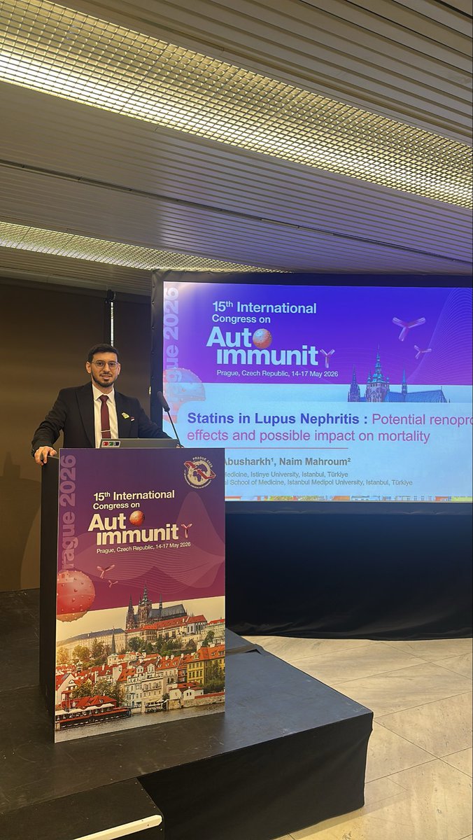 faisal02001's tweet photo. من اللحظات التي سأحتفظ بها طويلا
قدمت بحثي Oral Presentation في 15th International Congress on Autoimmunity في براغ أمام أطباء وباحثين من حول العالم
ورافقني طوال الرحلة شعار على بدلتي
«نحلم ونحقق» 🇸🇦

بدأ كعبارة أحملها معي وانتهت الرحلة وأنا أكثر تعلقا بمعناها
نحلم ونعمل ونحقق 🇸🇦 https://t.co/uL2fOw7eD2