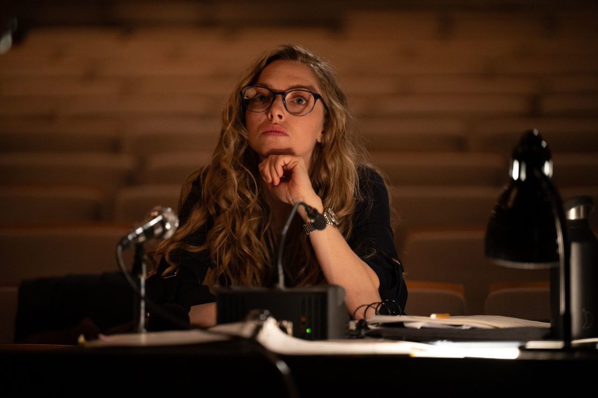 RasberryRazz's tweet photo. Amanda Seyfried should be headlining more movies https://t.co/U9QEqrsmYv