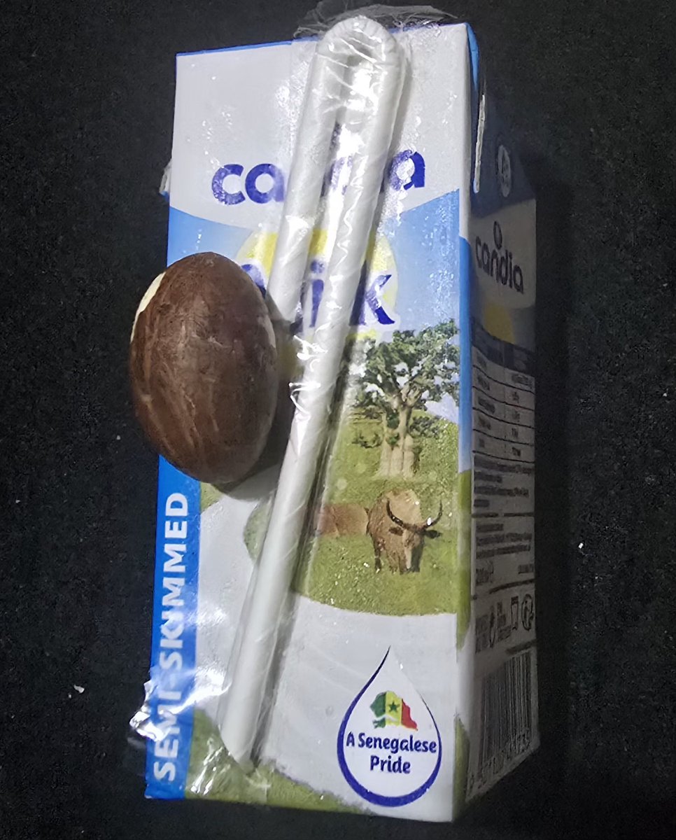 Mouha__0's tweet photo. Des gens ne connaissent pas ce combo 😹😹😹😹😹😹 https://t.co/zMQlwB6qg8