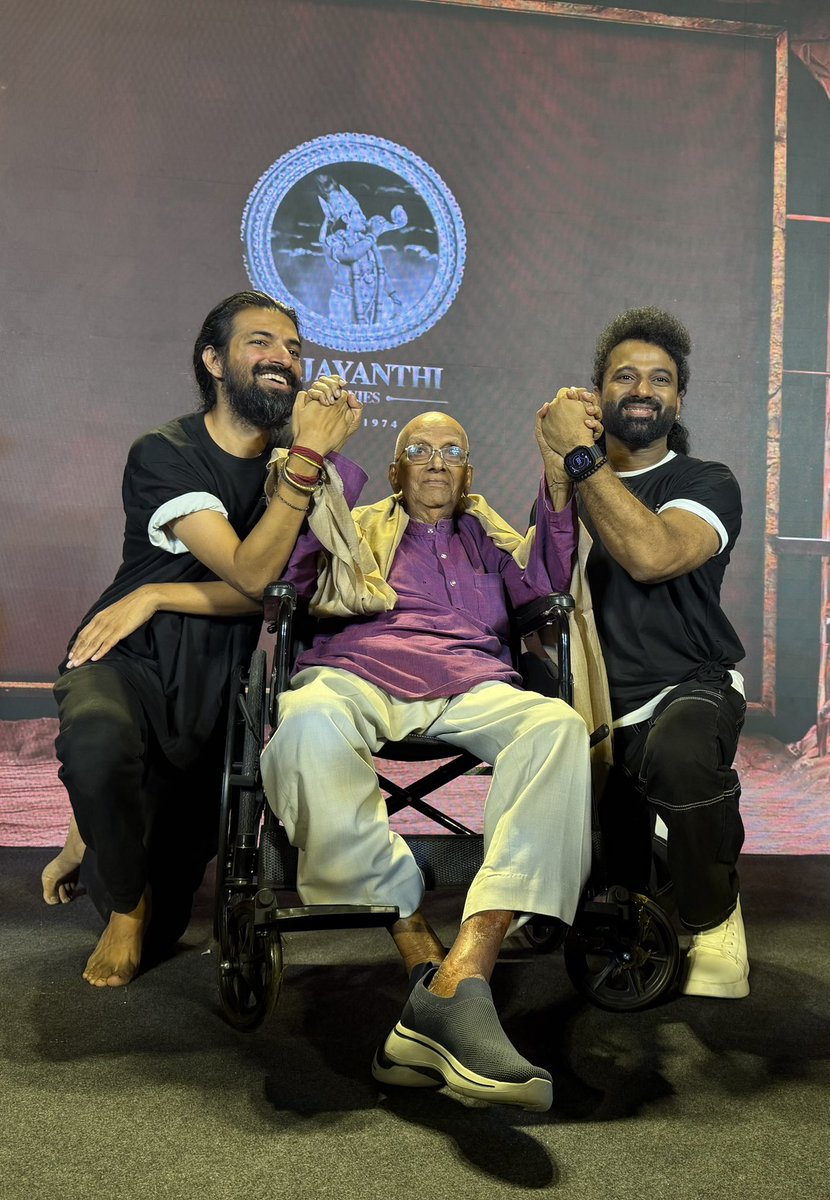 ThisIsDSP's tweet photo. Dearest SINGEETAM SIR..
We wil MISS YOU Sir..

You will always live in our Hearts ❤️

You are an Unparalleled LEGEND..
An Everest of Positivity filled with Evergreen Youth..

The Movies You made with such Fururistic Ideas and Techniques are lessons to all of us and the Future Generations of Film Makers too 🙏🏻❤️

Thankyou & Love You for Everything Sir..
Iam blessed to have known You & worked with You Sir 🙏🏻

#SingeetamSrinivasRaoLivesOn