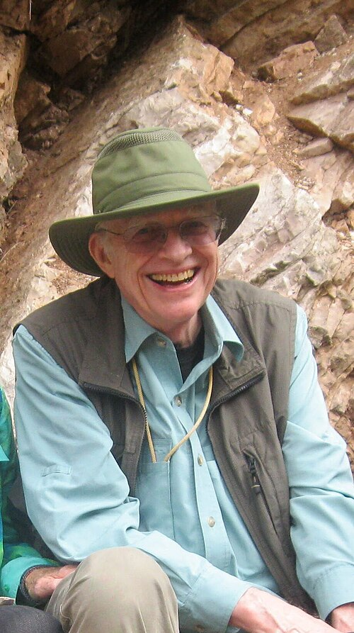 CalBearsHistory's tweet photo. Happy Birthday to Earth &amp; Planetary Science Professor Walter Alvarez. Alvarez, with his father, Cal Nobel laureate Luis Alvarez, Frank Asara &amp; Helen Michel, developed the Alvarez Hypothesis that dinosaur extinction was caused by asteroid impact. More: https://t.co/6SbczP0Ux8
