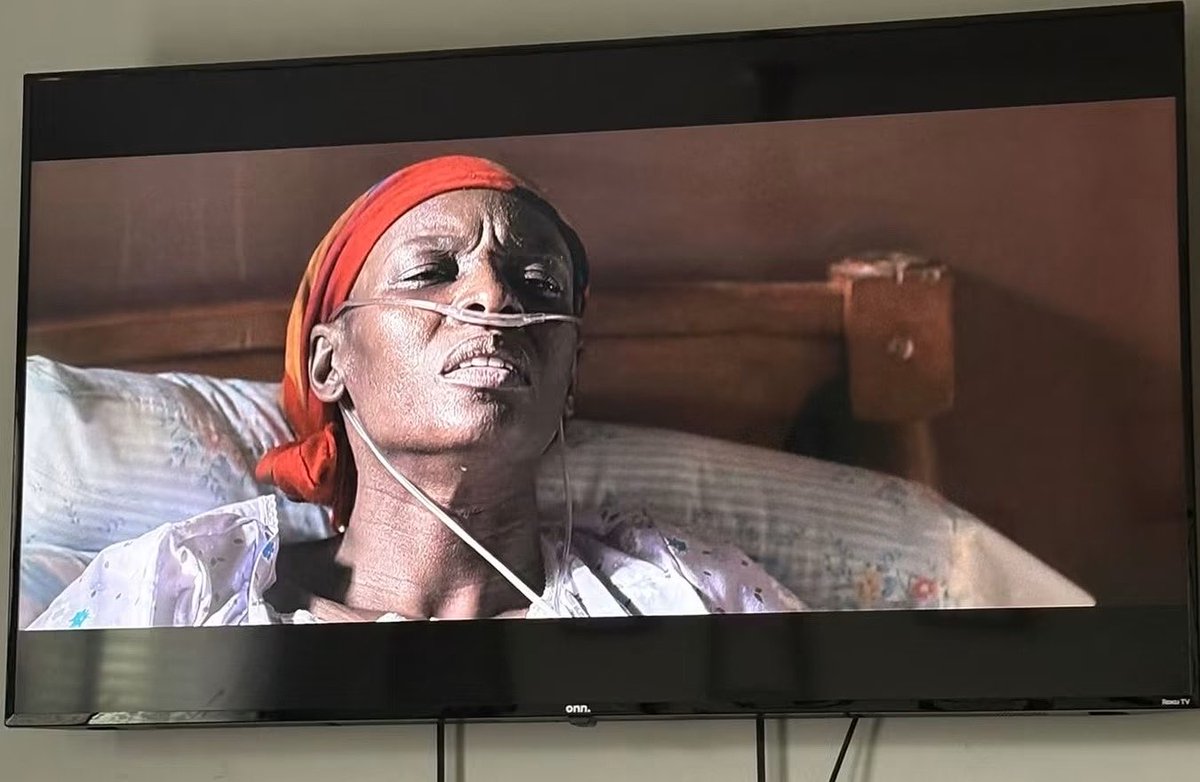 PureSitcoms's tweet photo. this nasty heffa! Owwwww, she pissed me clean off 

Doing Life on #Netflix https://t.co/OV7aUDnPgq