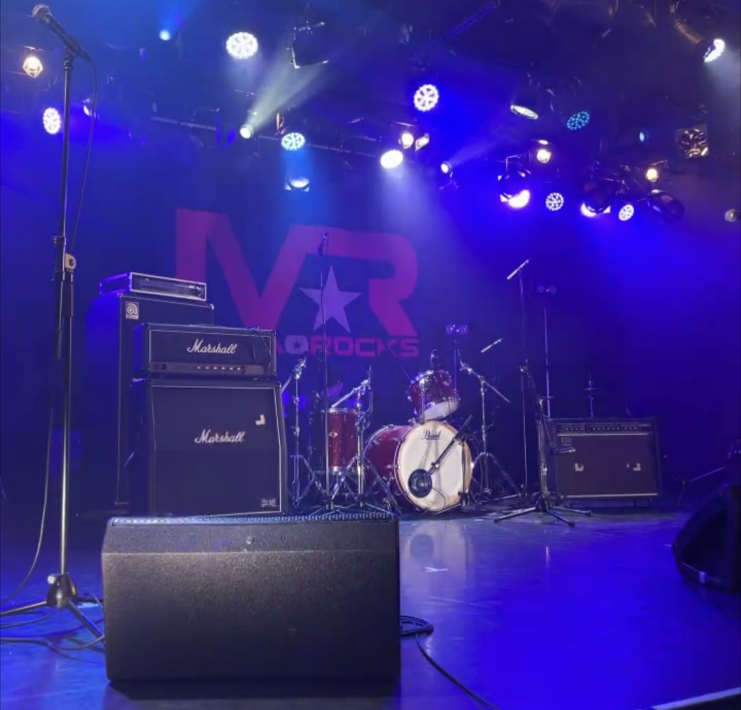moco9moco6's tweet photo. 本日は  MEGA★ROCKS 2026✨
仙台へ🚙 ₌₃⁼³₌₃
シスターズハイ・OddRe:🔰・終活・Maverick Mom🔰・三四少女・ORCALAND ・セカンドバッカー。楽しかったー🥳‼️
娘が好きな三四少女を撮影してたら目の前に来てくれてめっちゃ喜んでた😊
#MEGAROCKS2026 https://t.co/4dEsb4TGQD