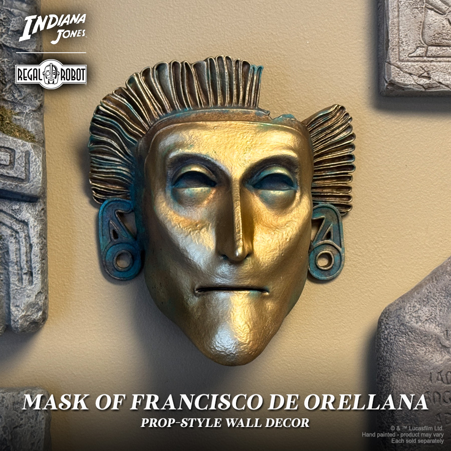 TomSpinaDesigns's tweet photo. The conquistador's gold mask from #IndianaJones and the Kingdom of the Crystal Skull was sculpted by Scott Patton of Stan Winston Studio (at Steven Spielberg's request) to resemble the aliens from the 1951 film "The Man from Planet X."

#RegalRobot @regalrobot https://t.co/m1C9SWlEUB
