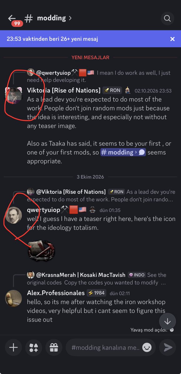 Spelay0's tweet photo. Hoi4 serverında değiştirilen kuralın sadece GÖSTERMELİK olduğunu, olayı sadece profil fotoğrafına indirgemeye çalışarak üzerine örtmeye çalıştıklarını ve başkalarına uygulanmayacağını dile getirmiştim bir kullanıcı tarafından bana ulaştırılan mesaj ve görüntüler:

"Bu elemanlar kuralları adminlerin gözünün önünde çiğniyorlar ve bir şey yapılmadı. Ben bu kişileri çok önceden rapor ettim ve bana “7 günlük bekleme süresi” sonrası kurallarım uygulanacağı ve kullanıcıların uzaklaştırılacağı söylenmişti. Ben raid’e doğrudan katılmama sadece profil fotoğrafımda Atatürk olması sebebiyle time out yemiştim fakat bunlar bırak engellenme time out bile yememişler. 5 gün önce rapor etmiştim bu kullanıcıları ve hala Paradox tarafı harekete geçmedi. Bu bir çifte standarttır."

#paradox #atatürk #racistparadox