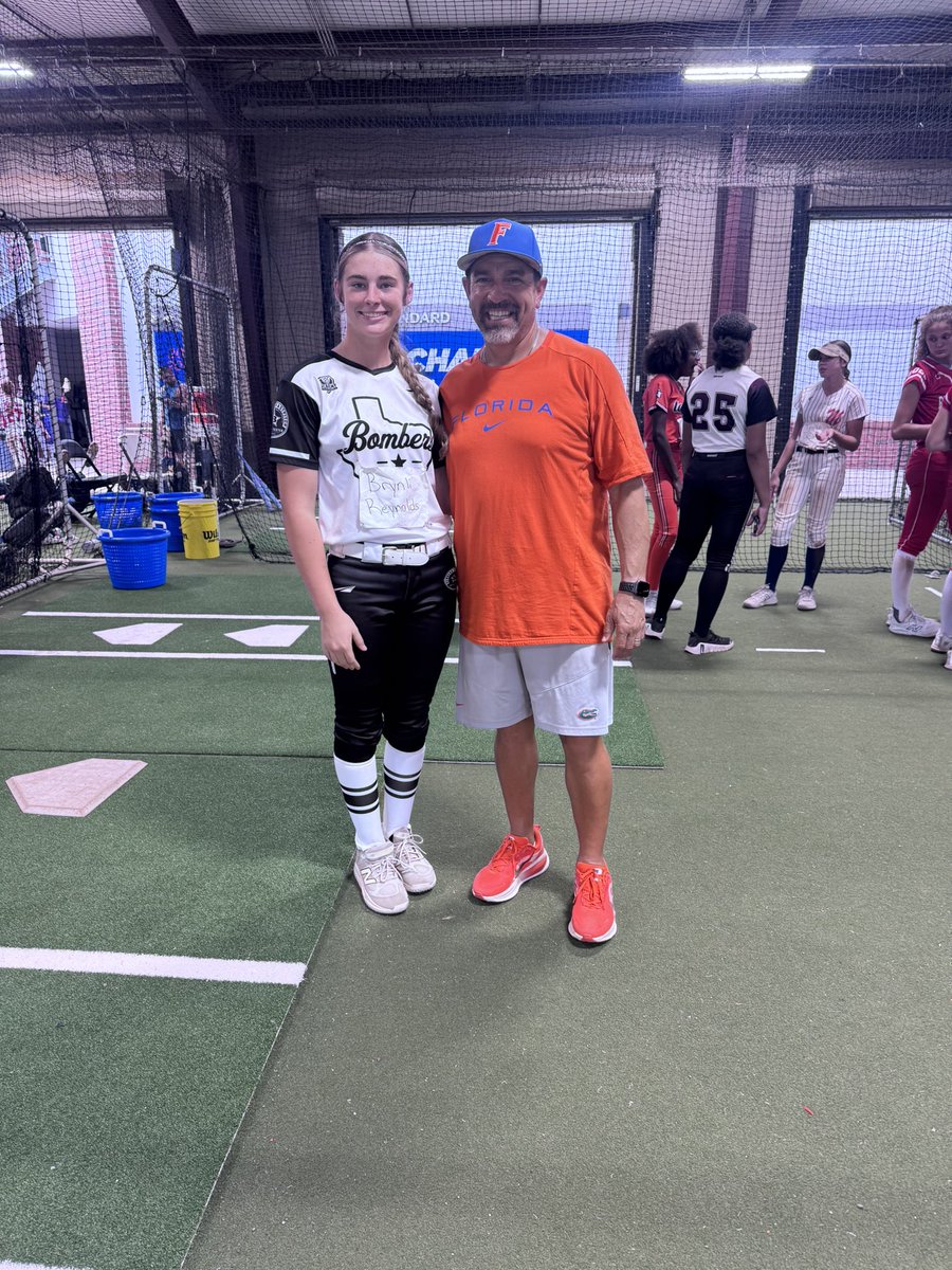 BrynliReynolds's tweet photo. Had a great time in Florida! Was a really fun camp with amazing coaches and super nice campus! Thank you for the invite!

@Coach_AT @_TimWalton @svanbrak @FranEnea10 @KristiMalpass @vasquezmarky @dale_serie @rshawn7520 @16UAcademy https://t.co/Ca0UOSvUgE