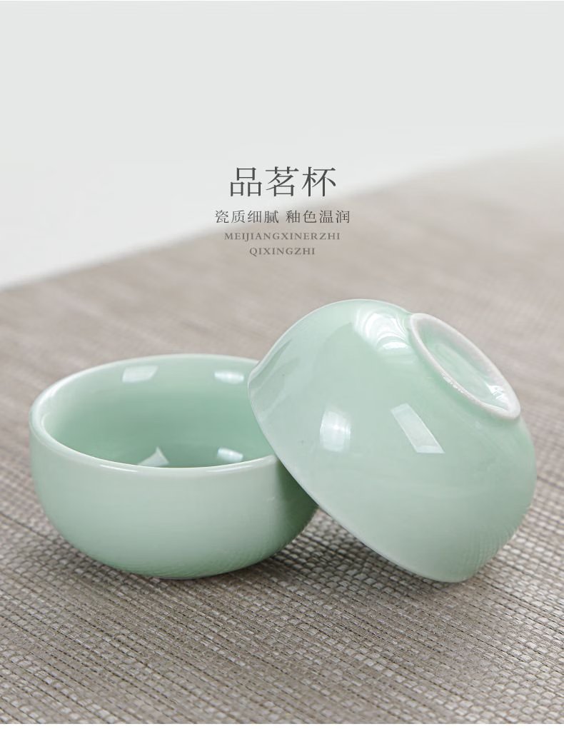 FirsilS's tweet photo. [Sipping jasmine tea and feeling cozy today]， https://t.co/T2Ov7gNNvl