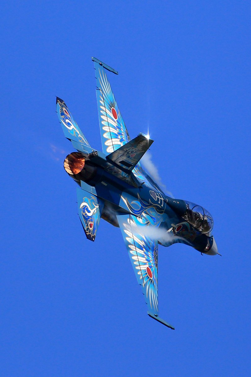 T3_8957A's tweet photo. 改めて松島F2スペマ" あいぴー "の編集版
快晴の青空に映える機体で行った甲斐があった
第21飛行隊50周年おめでとうございます🎉
#松島基地
#第21飛行隊 https://t.co/sEsU7n2ToH