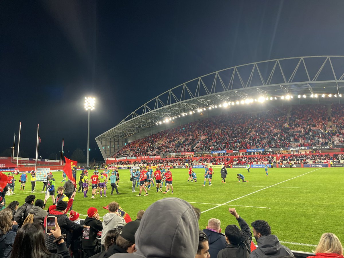 gone_inthewind's tweet photo. An exciting match https://t.co/1h6p9cmGOo