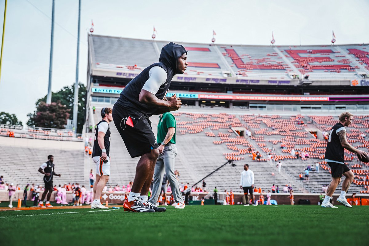 CanesFootball's tweet photo. Focused on one goal. https://t.co/ss0PCDqgai