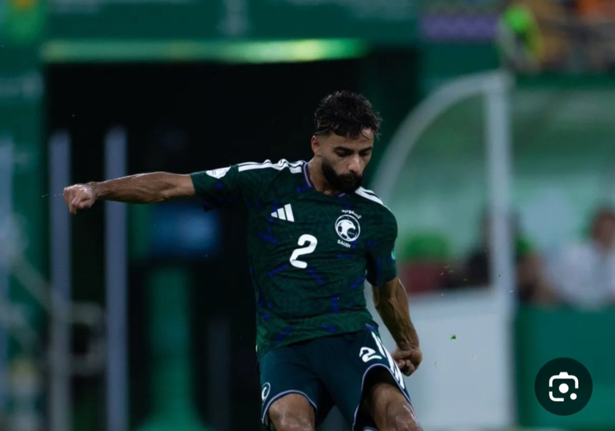 MajidMutlaq's tweet photo. @1SMi_ ايضاً ابو الشامات عليه بعض الملاحظات نتمنى من الجهاز الفني بالمنتخب السعودي 🇸🇦 المسارعة في علاج هذه الحالات؟

وهي ضعف التسديد مع عدم الدقة وجميع تسديداته من بداية البطولة الخليجية تبعد عن المرمى بأمتار؟ https://t.co/h12se1F7FW