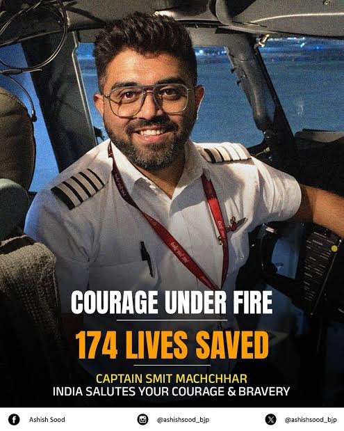 UnSoumil44's tweet photo. Well these kind of people are true examples of heroism......May Balaji bless @Smit_Machchhar with health, wealth and prosperity....❤️ u Smitji to save numerous lives on that flydubai flight! A true face of nation! #flydubai 🇮🇳❤️🇮🇱🇦🇪#smitmachchhar #NationalHero https://t.co/22JzNR44y8