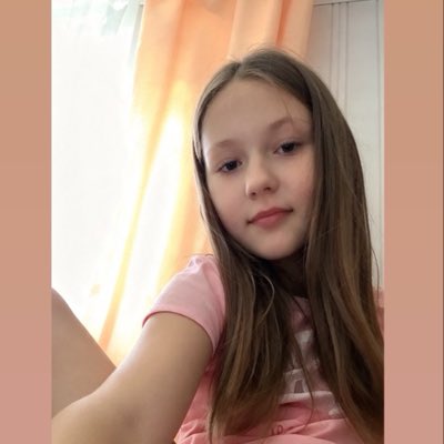 EmilyEmcc's tweet photo. #NuevaFotoDePerfil perdí la anterior síganme https://t.co/cgRAG141rN