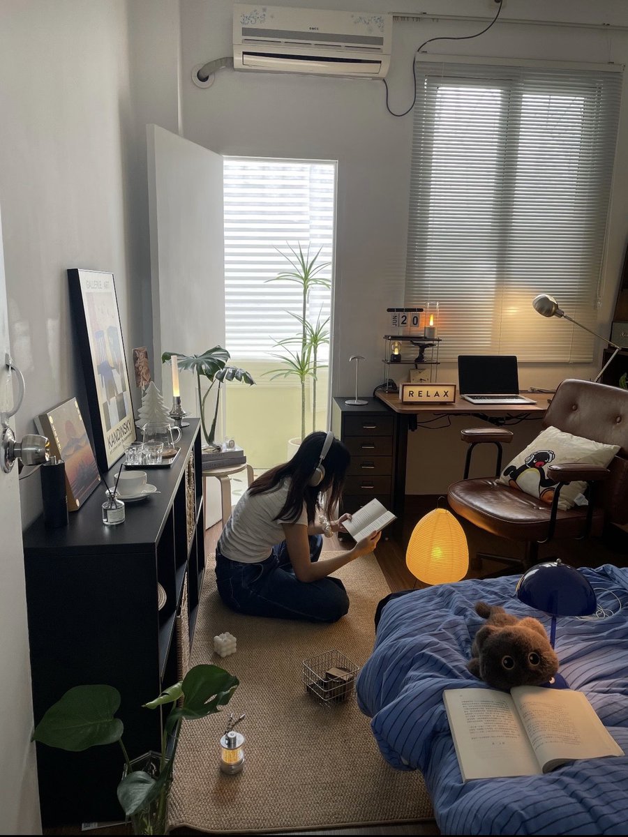 sekarwangikuu's tweet photo. Living alone but never living a boring life. https://t.co/nYGHv1Gmo8
