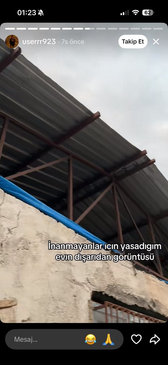 im_skylarr's tweet photo. lütfen destek olabilecek kişiler bu kıza destek olsun https://t.co/6kVENNS04y