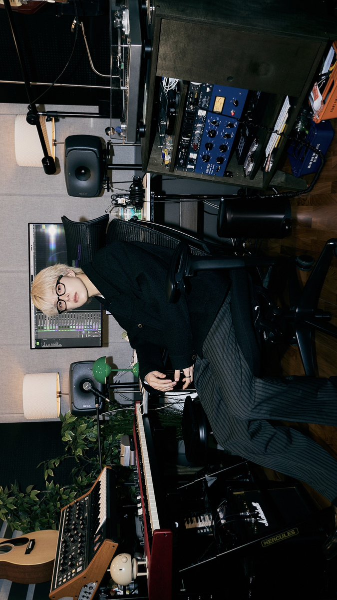 i3usahi's tweet photo. 아사히 스튜디오 https://t.co/vUOcF1XU0c