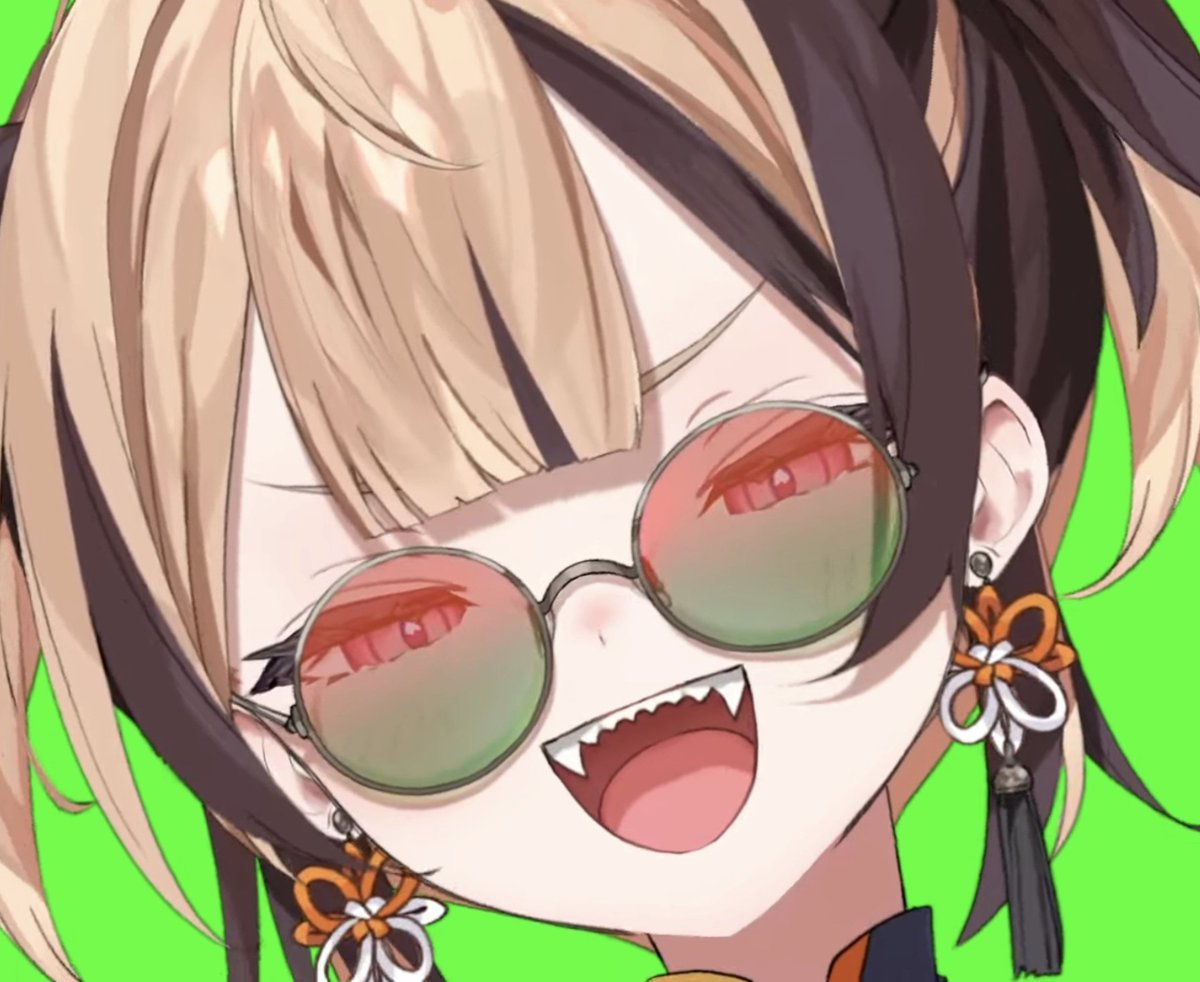 presentation_17's tweet photo. they should kiss https://t.co/qJpNrLUzxi