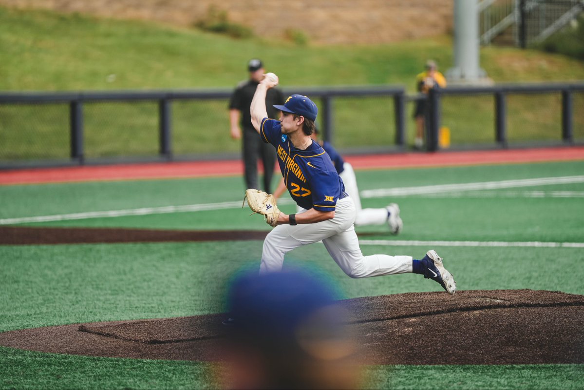 WVUBaseball's tweet photo. The spring will be here 🔜 

#HailWV https://t.co/rILRmOBEB3