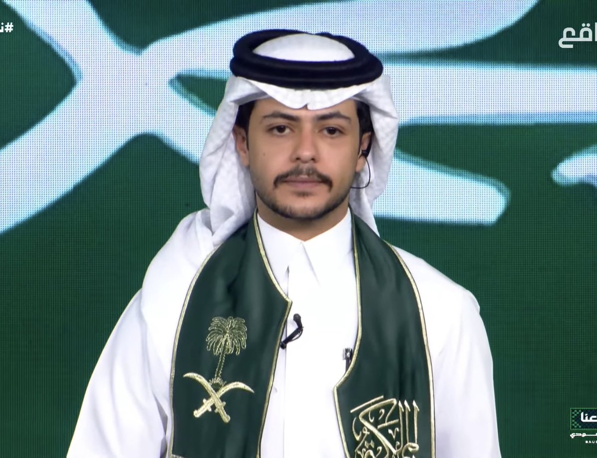 71Joy_'s tweet photo. يامدور العذروب كب العذاريب
جحادت المعروف في من وزاها 

ياللي اشتعل في وسط كبده لواهيب 
يسعى ورا الزله ويرقب خطاها

تبطون ماتلقون زله على الذيب 
يامن يدور زلته في لحاها

#معاذ_الفديد 
#رحلة_المليون73 https://t.co/C93dKaeLQH