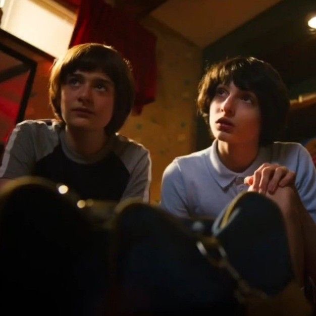luckyvmm's tweet photo. HOLA, soy Lucky shipeo byler desde el anuncio de la S5 me encanta este ship me gusta mucho dibujarlos, mi variable fav  es surfsahoy aunque para dibujarlos amo Cleradin y pertenezco a otros fandoms como miraculous o it @emmidumb #integracionbyler https://t.co/BVvpxB3V4W