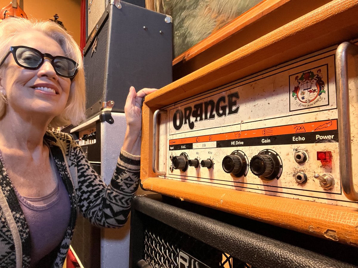 SylviaMassy's tweet photo. Orange OR80 Amp >>> 
Loud and dirty. Just look at this thing. Ugly bright and tore-up, all the switches go the wrong way. Unapologetically British. Hah. What a great guitar amp. Currently my favorite. I used it and a Laney Klipp on the Monolord record. The doomiest of doom. Waves wanted some blurbs about my favorite gear... this is at the top of my list! @orangeamplification #studiotools #wavesplugins #oddioshop