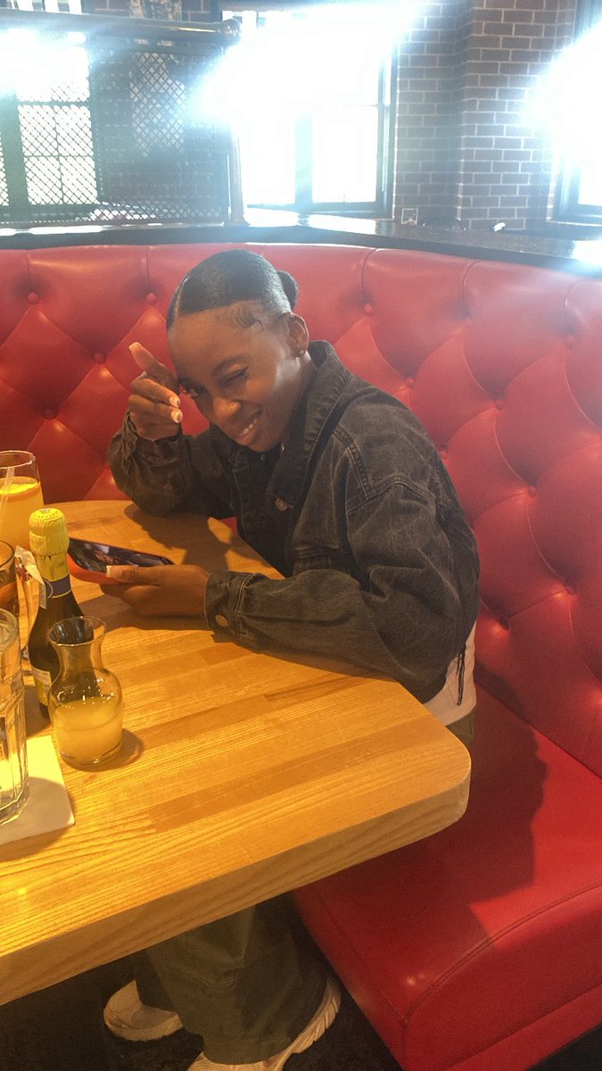 TheZoAlmighty's tweet photo. Dinner Dates 😇💕 w/ @Cherryspamss_ https://t.co/oVwWOlAExG