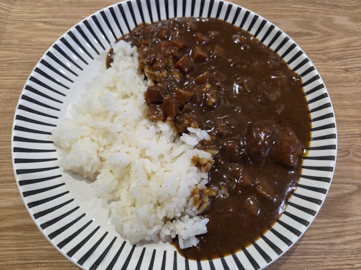 ajigasa1988's tweet photo. おはようございます‼️グランメル子です✊️‼️✨️
#青森びいき 更新しました😆‼️今回はみんな大好き💓カレーです✌️💕
https://t.co/MxxnXTiKDP
本日の日帰り温泉・ギャラリーは8時～10時、15時～21時‼️お部屋も空いています‼️✨
本日も #グランメール山海荘 をよろしくお願い致します😆‼️✨️
#青森県 https://t.co/l6tqwKxT8i