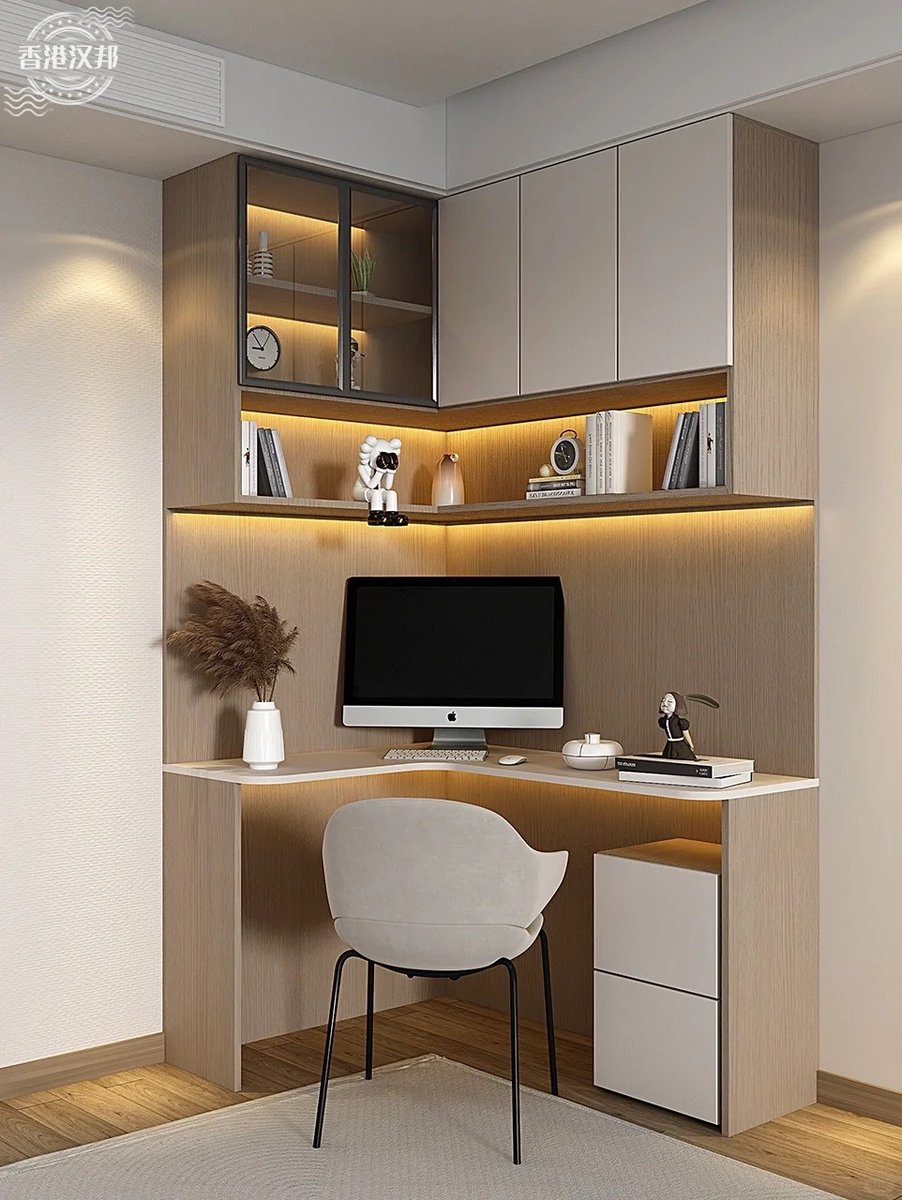 ClevelandDenio's tweet photo. Transform your desk into a focused hub with a minimalist lamp, a small plant, and just the essentials – no clutter, all productivity https://t.co/0insq6oxvQ