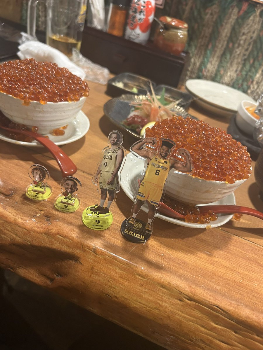 mishika___'s tweet photo. 推しを見てはニヤニヤ散らかし
北海道の美味しいご飯と酒を楽しみ
今日も私は元気に笑顔で応援します🦁 https://t.co/V0AGGOO7BH
