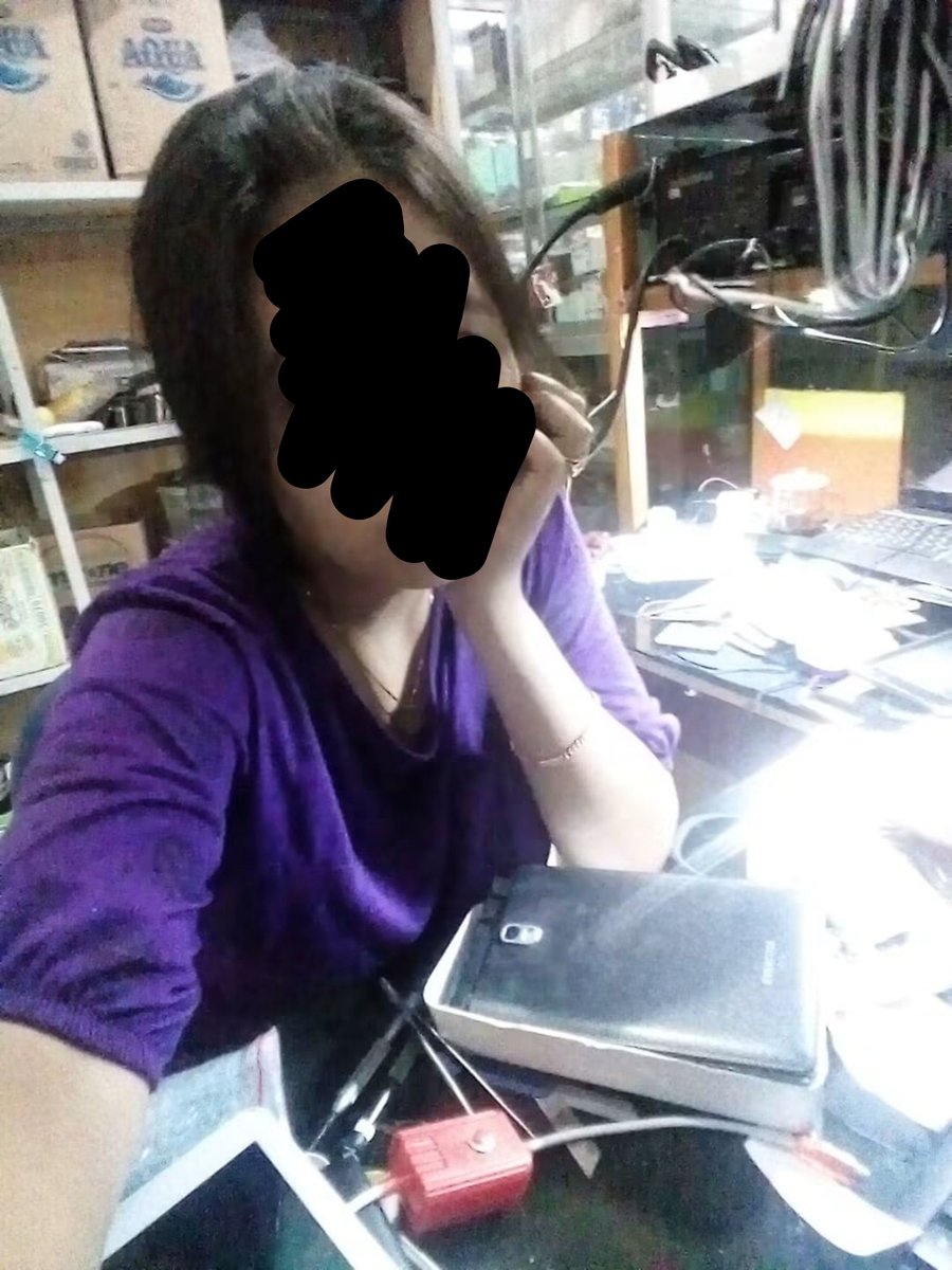 daPut29's tweet photo. Lembur dulu atuh https://t.co/lgPxiL62hD
